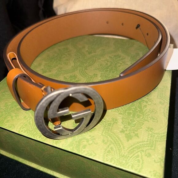 Brand new with box GUCCI 
Selleria Calfskin unisex  Interlocking G size 90 - Picture 3 of 8